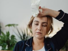 ¿Cómo aliviar los sofocos y dormir mejor en verano? Los sofocos